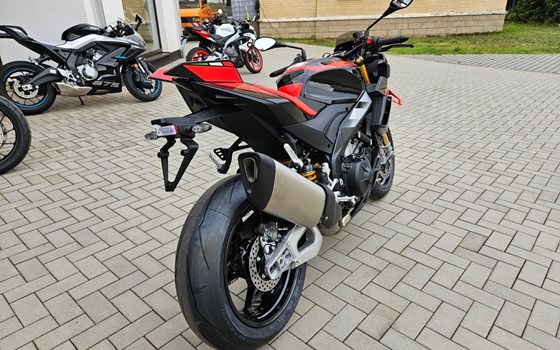 Neufahrzeug Aprilia Tuono V4 1100 Factory - Bild 13