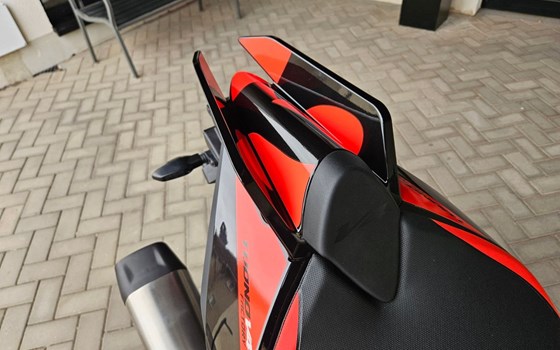 Neufahrzeug Aprilia Tuono V4 1100 Factory - Bild 19