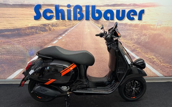 Gebrauchtmotorrad Vespa GTV 300 - Bild 1