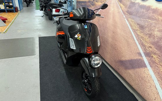 Gebrauchtmotorrad Vespa GTV 300 - Bild 4