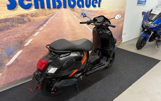 Gebrauchtmotorrad Vespa GTV 300 - Bild 5