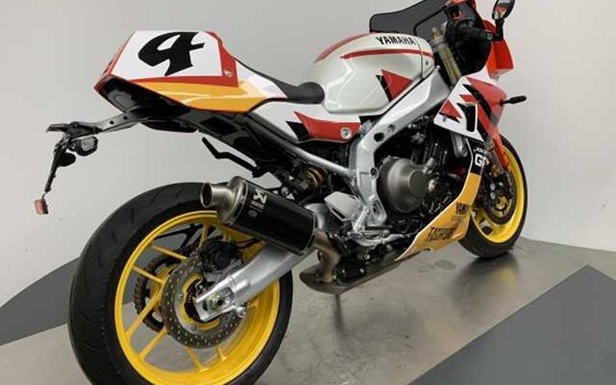 Gebrauchtmotorrad Yamaha XSR900 GP - Bild 3