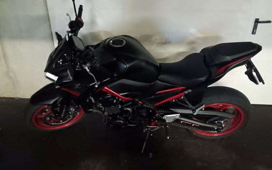 Gebrauchtmotorrad Kawasaki Z900 - Bild 1
