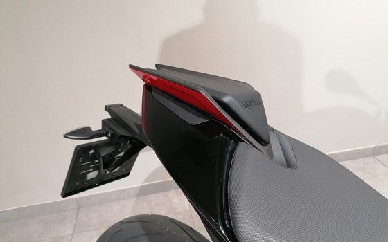 Gebrauchtmotorrad Aprilia Tuono 660 Factory - Bild 4