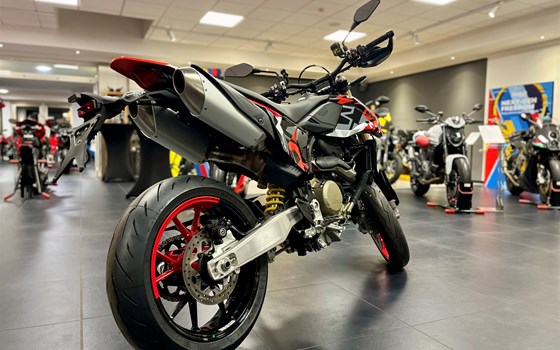 Gebrauchtmotorrad Ducati Hypermotard 698 Mono RVE - Bild 5