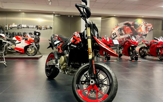 Gebrauchtmotorrad Ducati Hypermotard 698 Mono RVE - Bild 6