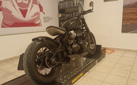 Gebrauchtmotorrad Triumph Bonneville Bobber - Bild 4