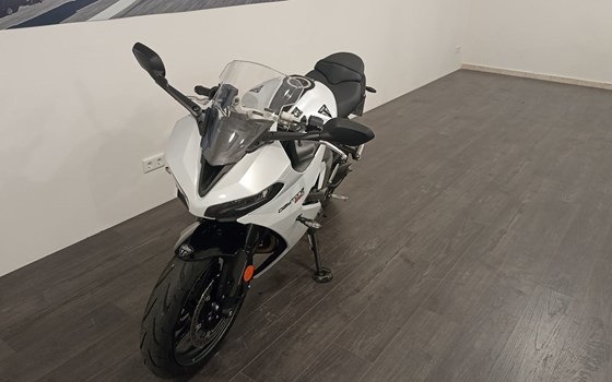 Gebrauchtmotorrad Triumph Daytona 660 - Bild 7