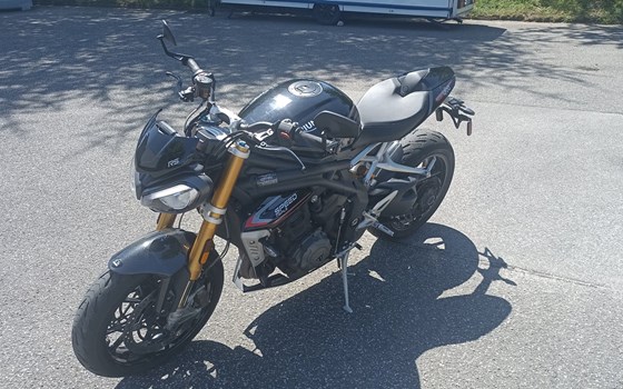 Gebrauchtmotorrad Triumph Speed Triple 1200 RS - Bild 7