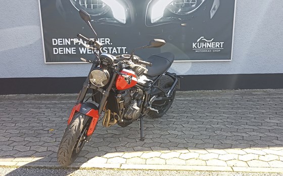 Gebrauchtmotorrad Triumph Trident 660 - Bild 1