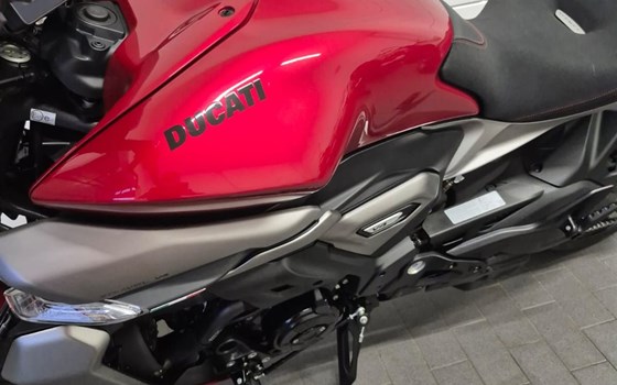 Gebrauchtmotorrad Ducati XDiavel V4 - Bild 17