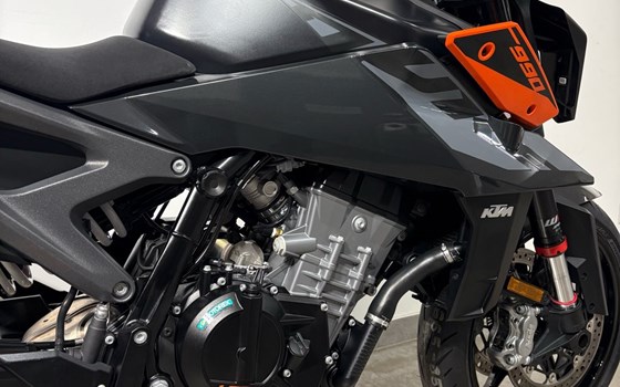 Gebrauchtmotorrad KTM 990 Duke - Bild 3