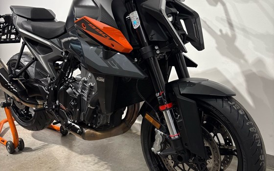 Gebrauchtmotorrad KTM 990 Duke - Bild 2