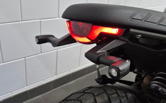 Gebrauchtmotorrad Ducati Scrambler Full Throttle - Bild 11