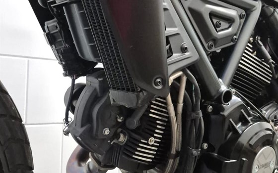 Gebrauchtmotorrad Ducati Scrambler Full Throttle - Bild 17
