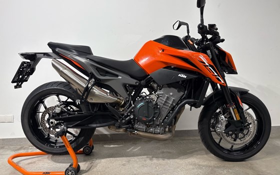 Gebrauchtmotorrad KTM 790 Duke L - Bild 1