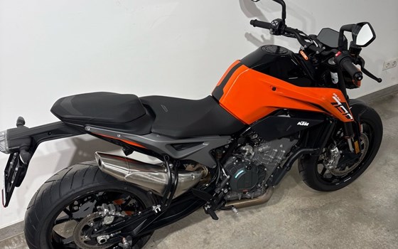 Gebrauchtmotorrad KTM 790 Duke L - Bild 5