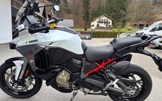 Gebrauchtmotorrad Ducati Multistrada V4 S - Bild 2