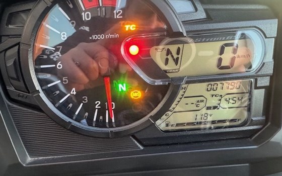 Gebrauchtmotorrad Suzuki V-Strom 650 - Bild 5