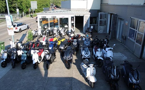 Gebrauchtmotorrad Sym Joyride 300 - Bild 5