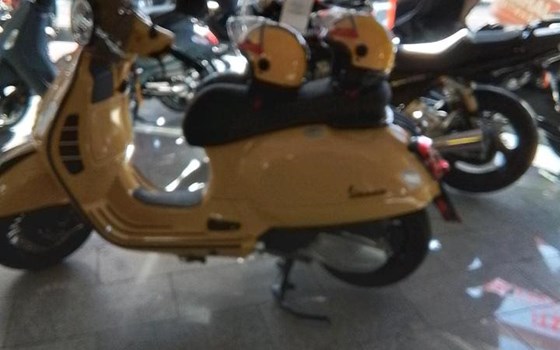 Neufahrzeug Vespa GTS 300 Super - Bild 2
