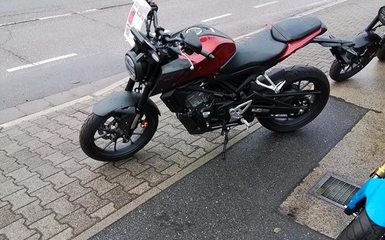 Neufahrzeug Honda CB125R - Bild 3