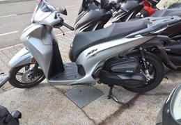 Neumotorrad Honda SH350i