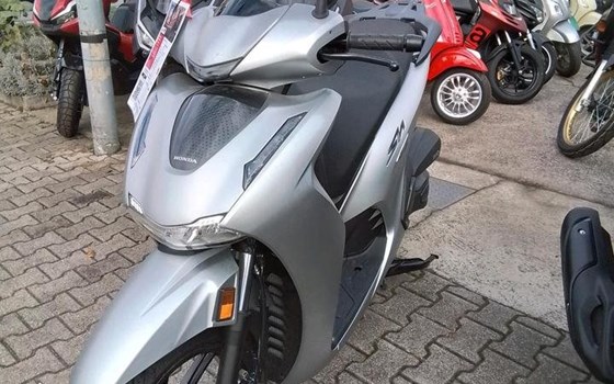 Neufahrzeug Honda SH350i - Bild 3