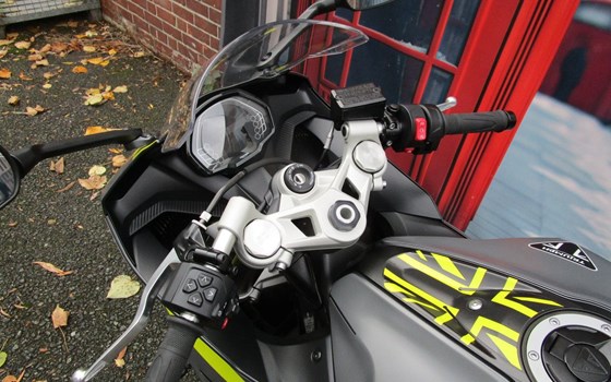 Gebrauchtmotorrad Triumph Daytona 660 - Bild 11