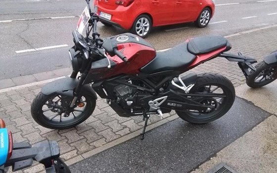 Neufahrzeug Honda Forza 750 - Bild 10