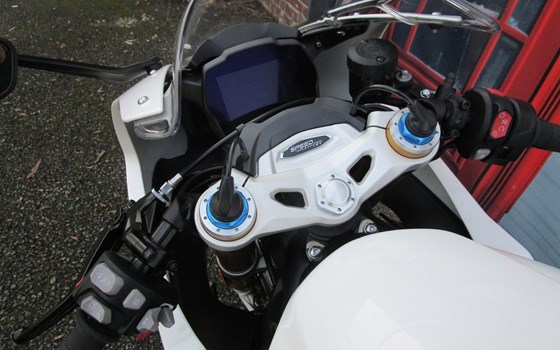 Gebrauchtmotorrad Triumph Speed Triple 1200 RR - Bild 13