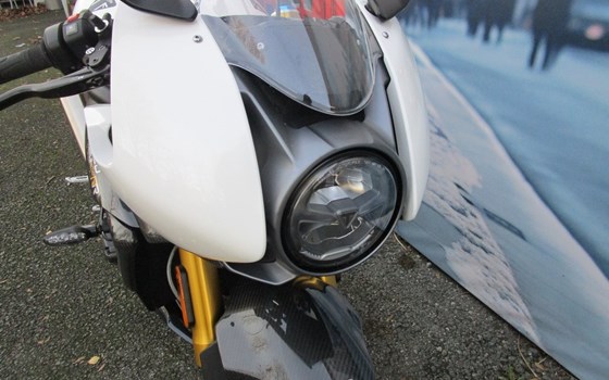 Gebrauchtmotorrad Triumph Speed Triple 1200 RR - Bild 4