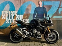 Gebrauchtmotorrad Triumph Speed Triple 1200 RR James Bond Edition Edition The Special One #21/60
