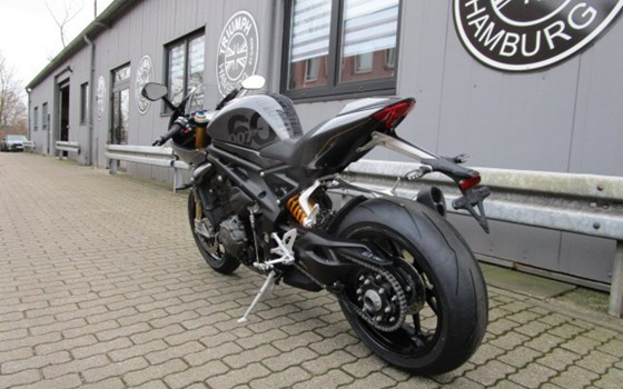 Gebrauchtmotorrad Triumph Speed Triple 1200 RR James Bond Edition - Bild 11