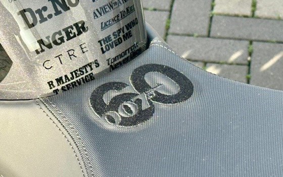 Gebrauchtmotorrad Triumph Speed Triple 1200 RR James Bond Edition - Bild 6