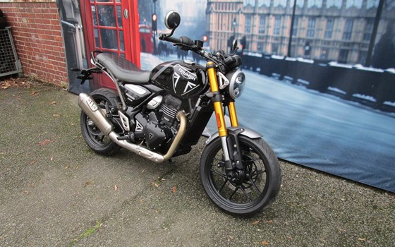 Gebrauchtmotorrad Triumph Speed 400 - Bild 1