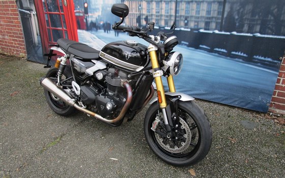 Gebrauchtmotorrad Triumph Speed Twin 1200 RS - Bild 1