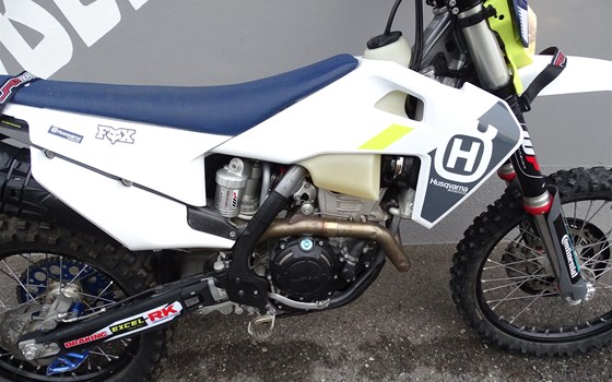 Gebrauchtmotorrad Husqvarna FE 250 - Bild 2
