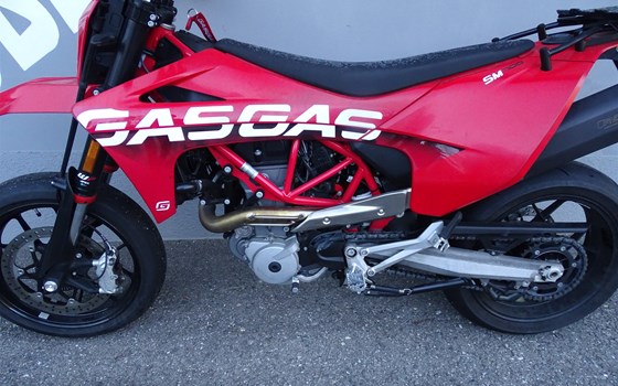 Gebrauchtmotorrad GASGAS SM 700 - Bild 7