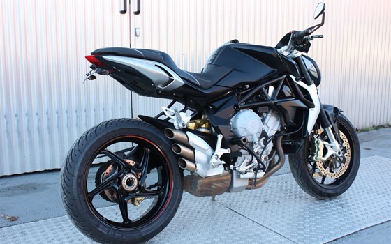 Gebrauchtmotorrad MV Agusta Brutale 800 - Bild 3