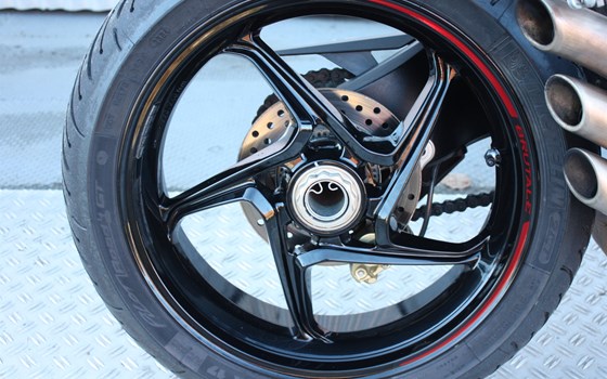 Gebrauchtmotorrad MV Agusta Brutale 800 - Bild 8