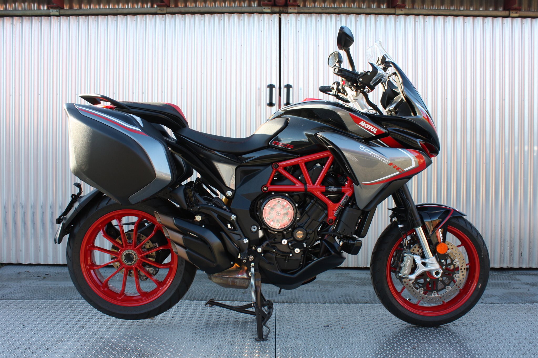 MV Agusta Turismo Veloce 800 RC SCS