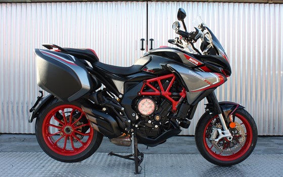 Gebrauchtmotorrad MV Agusta Turismo Veloce 800 RC SCS - Bild 1