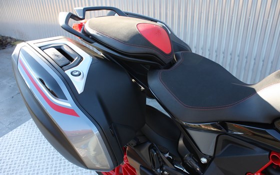 Gebrauchtmotorrad MV Agusta Turismo Veloce 800 RC SCS - Bild 6