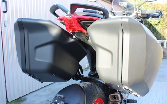 Gebrauchtmotorrad MV Agusta Turismo Veloce 800 RC SCS - Bild 8