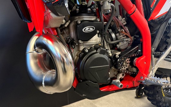 Gebrauchtmotorrad Beta RR 300 2T - Bild 9