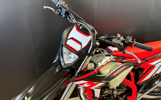 Gebrauchtmotorrad Beta RR 300 2T - Bild 2