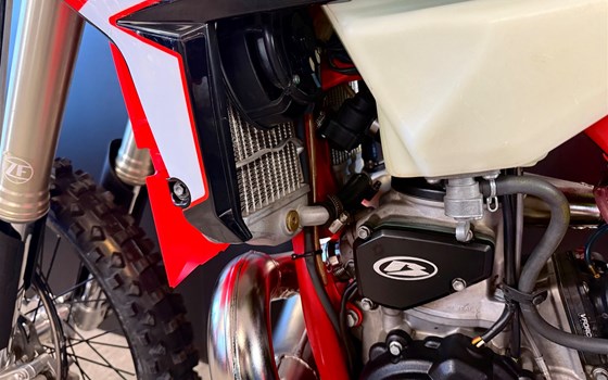 Gebrauchtmotorrad Beta RR 300 2T - Bild 8