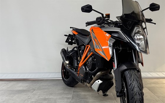 Gebrauchtmotorrad KTM 1290 Super Duke GT - Bild 3