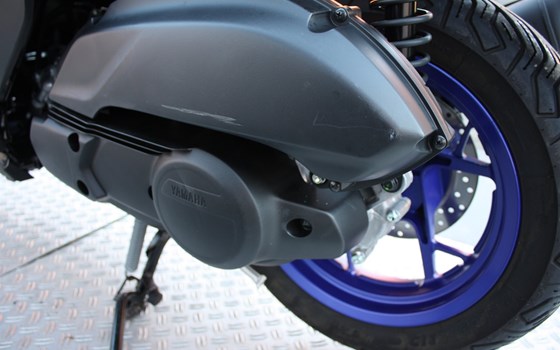 Gebrauchtmotorrad Yamaha XMAX 125 - Bild 8